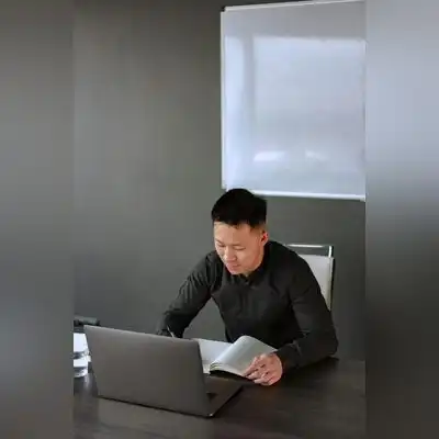 郝磊茹